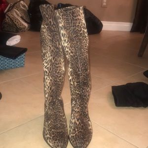 SOLD ON ANOTHER APP!